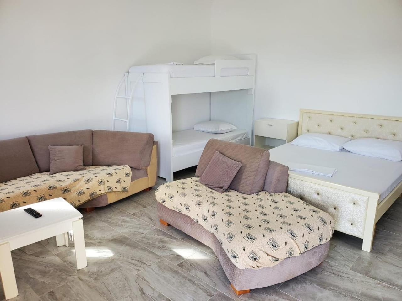 Luigi S Fairyview Apartment Sarande Ngoại thất bức ảnh