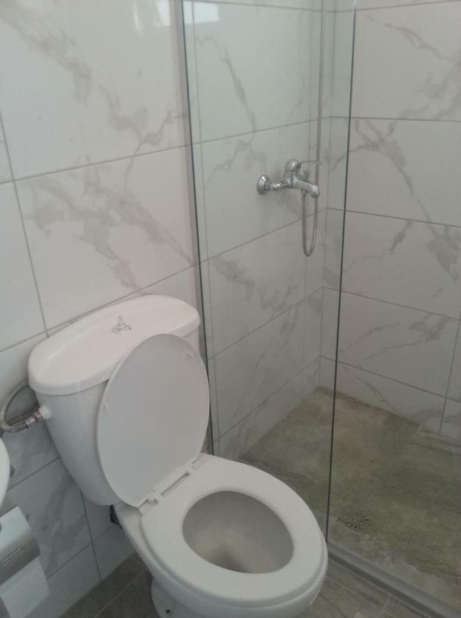 Luigi S Fairyview Apartment Sarande Ngoại thất bức ảnh